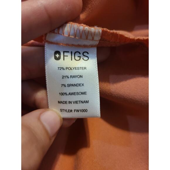 Figs xxs women's peach colored scrub top - Picture 4 of 7